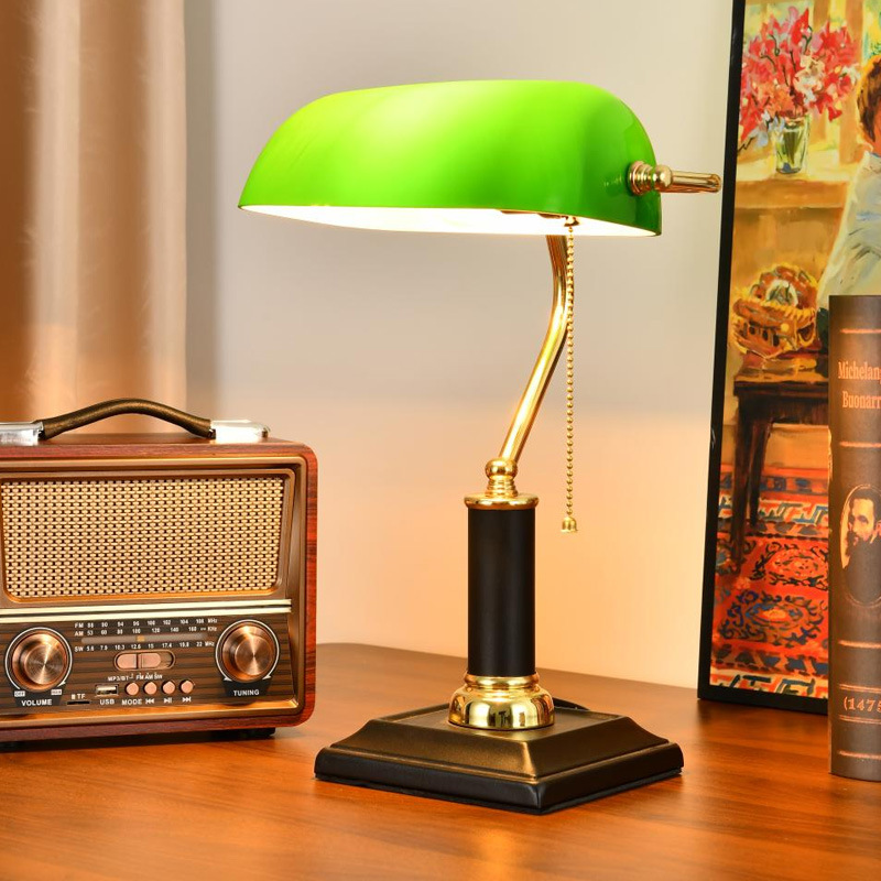 Vintage Republican Shanghai Am - Home Office Lamp recension och pris