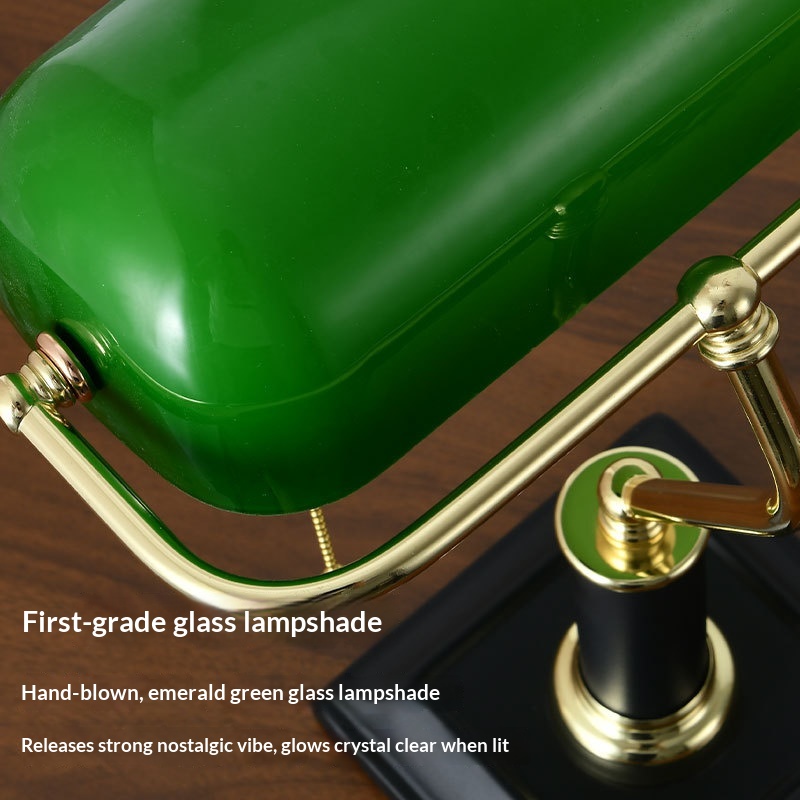 Vintage Republican Shanghai Am - Home Office Lamp recension och pris