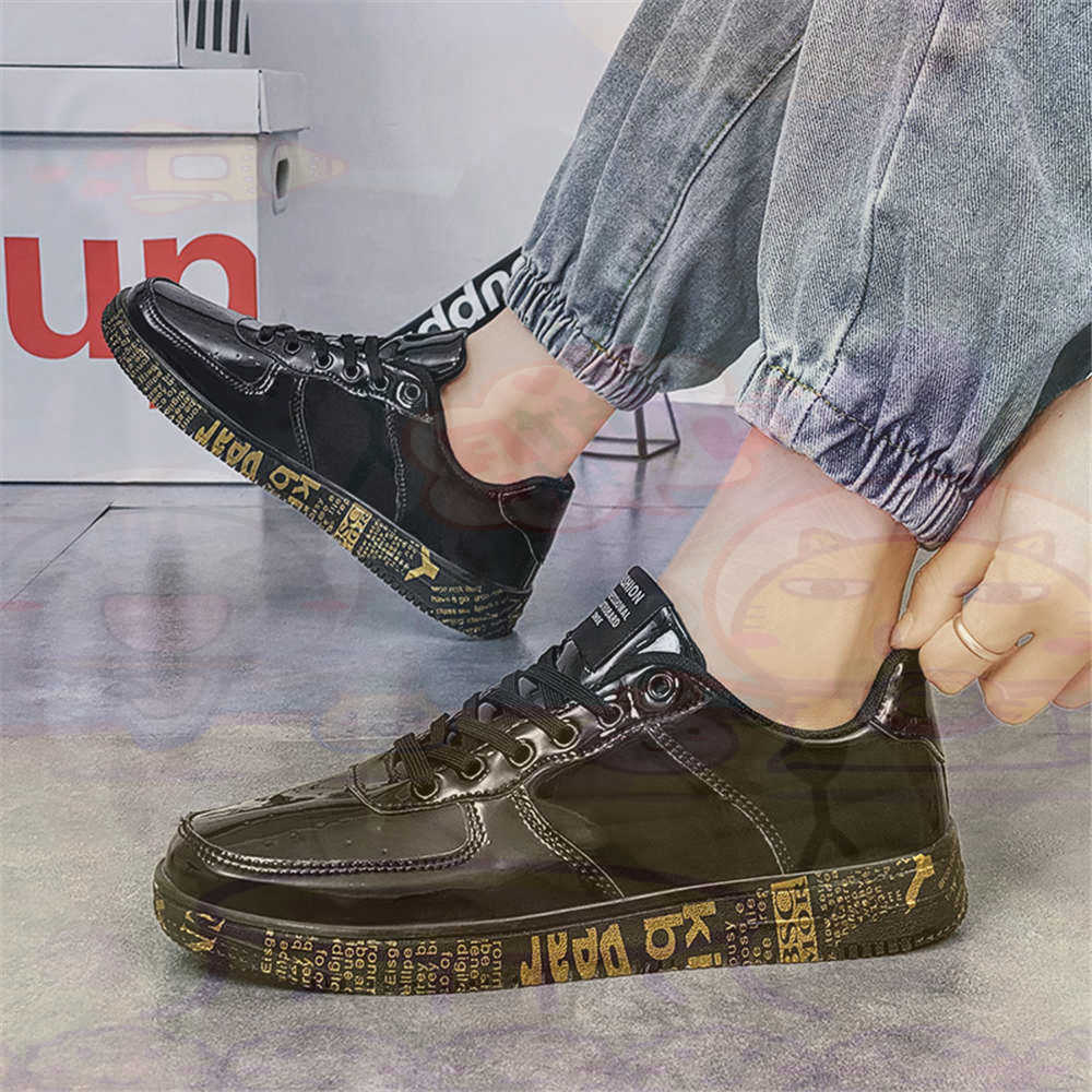 Round Foot Size 45 Sneakers Wh - Home Office Expenses recension och pris