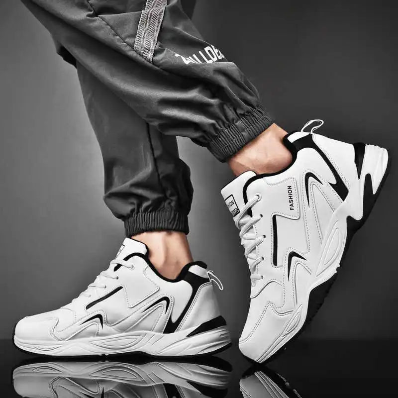 Cold-proof Spring Gym Sneakers - Home Office Expenses recension och pris